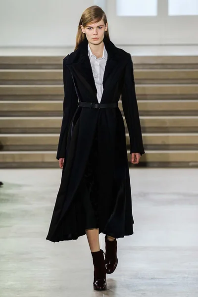 Look 37